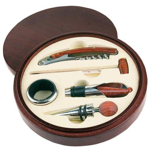 An elegant circular designed wine set with a natural wood finish - Glossop