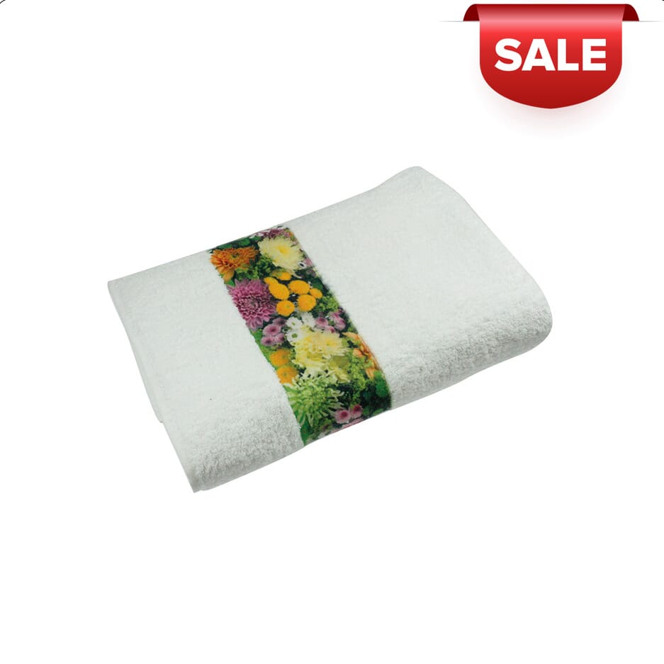 A towel designed for use by the poolside that can be customized with various prints - Uist