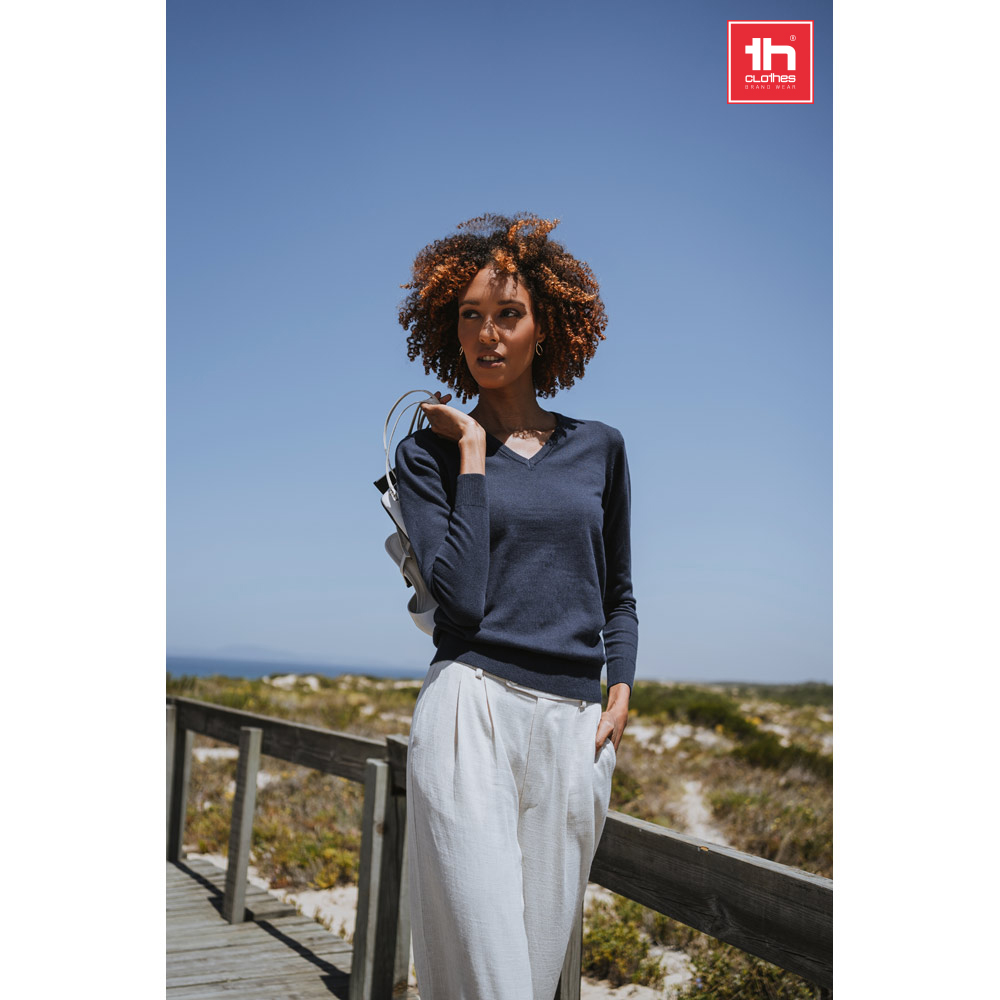 Cotton Blend V-Neck Pullover - Bourton-on-the-Water - Saltash