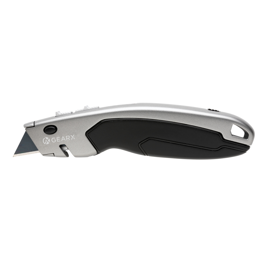 A heavy duty cutter made of zinc alloy, featuring a retracting lock function - New Alresford