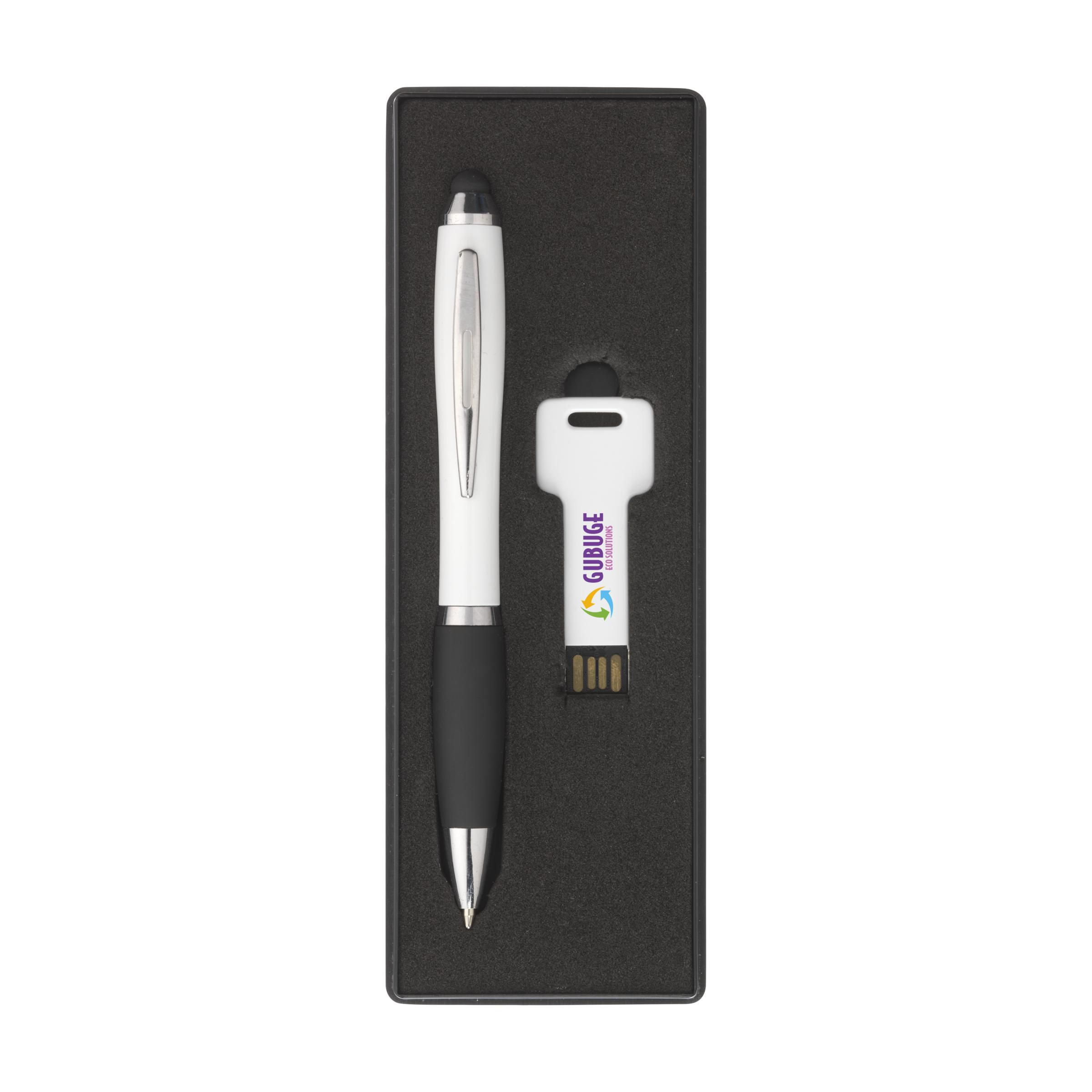 Broughton Gifford Blue Chic Pen with USB Gift Set - Reading