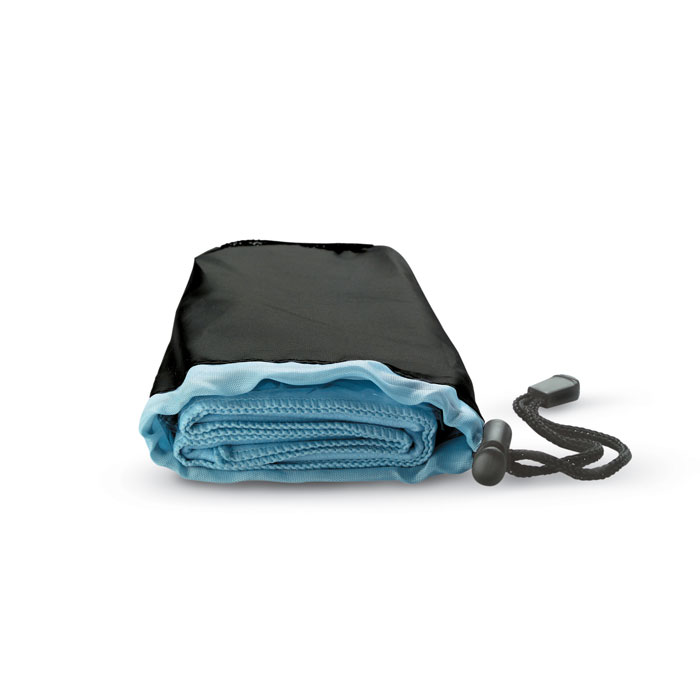 Adjustable Sports Towel in Nylon Pouch - Great Yarmouth