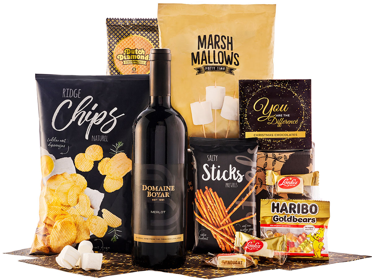 Christmas" gourmet basket with 12 treats