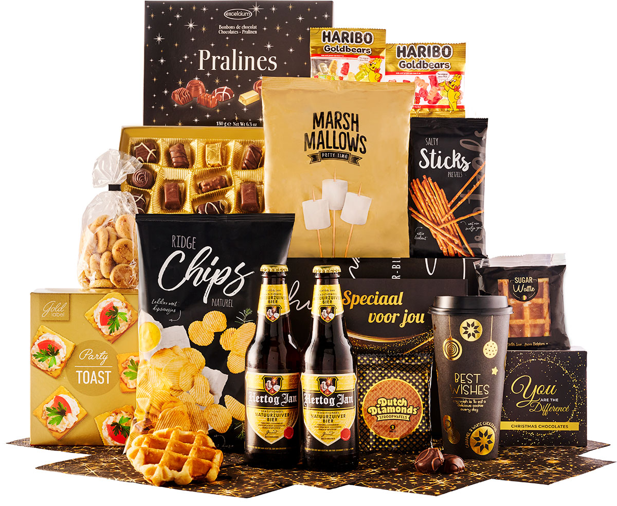 Golden Pleasures" basket with 16 delicacies