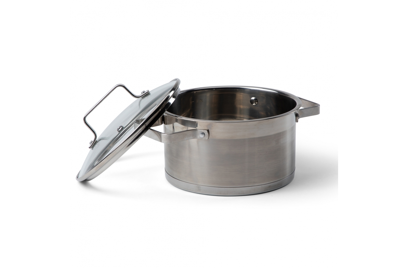This Orrefors Jernverk cooking pot from Chittlehamholt is made of 2.5 liters of stainless steel. - Ollerton